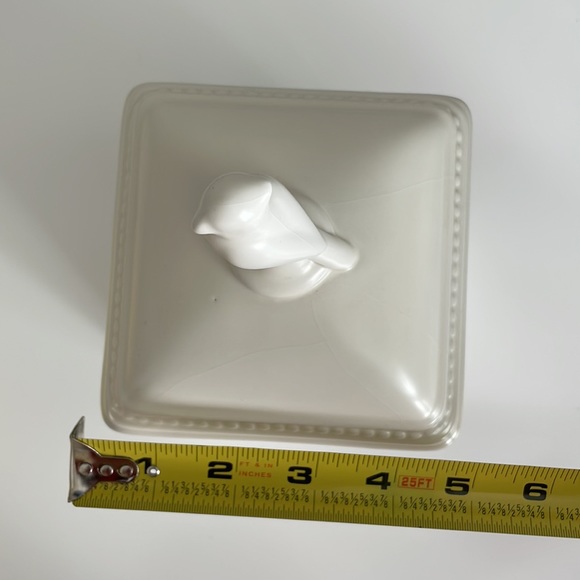 THRESHOLD China All White Square Jar With Cardinal Lid - Picture 15 of 15